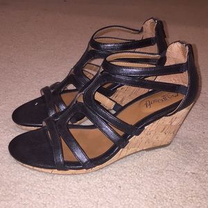 Black Wedges
